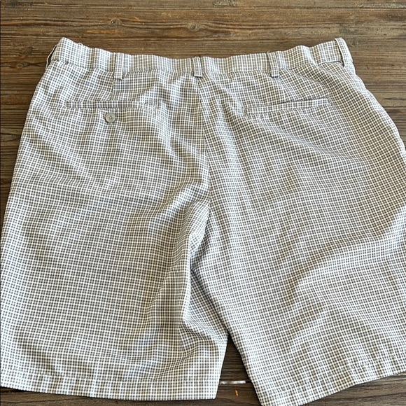 Men's Gray Checkered Shorts - Picture 8 of 12